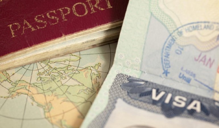 15 günlük turist vizesiyle girdiği ülkede 26 yıl yaşayan adam tutuklandı