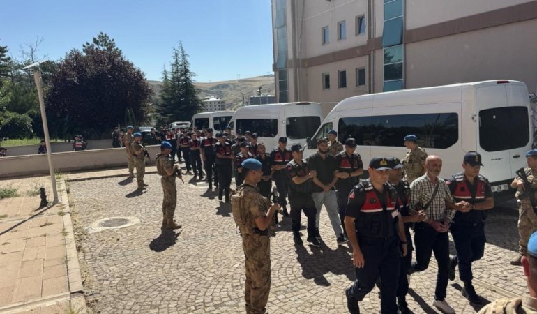 2,4 milyar liralık yasa dışı bahis trafiği: 39 gözaltı