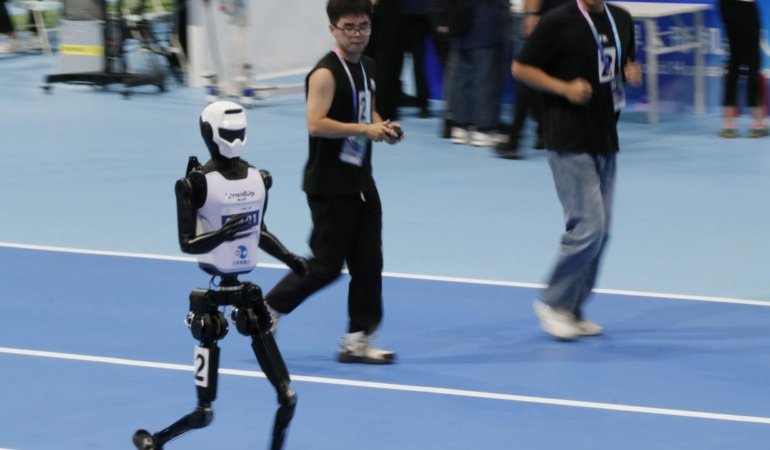 Çin sanayisinde insansız dönem: Robot devrimi mi oluyor?