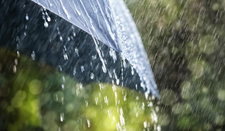İstanbul'da hava bir anda değişecek: Sıcaklık 10 derece düşecek
