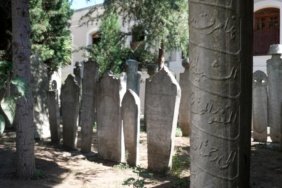 Mezar-taslari-kayit-altina-aliniyor-featured