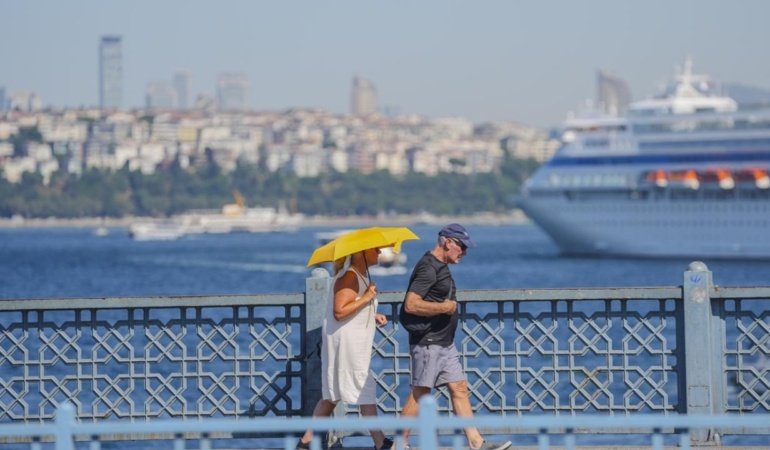 Yaz havası geri dönüyor: Sıcaklıklar mevsim normallerinin üzerine çıkacak