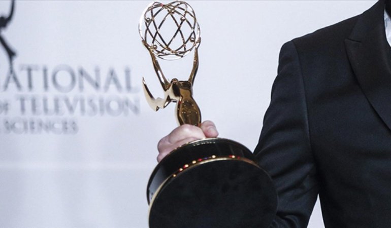 78. Emmy Ödülleri'ne Widow's Bay ve Matthew Rhys damga vurdu