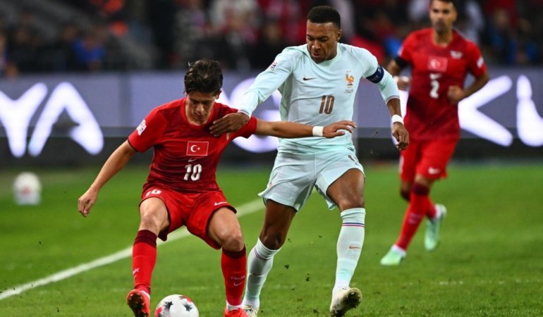A Milli Futbol Takımımız Fransa'ya mağlup oldu