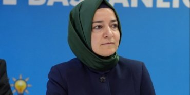 AK-Parti-Genel-Baskan-Yardimcisi-Fatma-Betul-Sayan-Kaya-gorevinden-istifa-etti-featured
