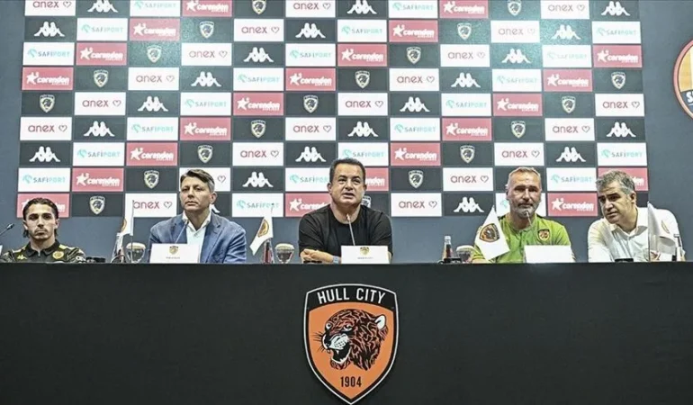 Acun Ilıcalı'dan Manchester City iddialarına "finansal doping" benzetmesi