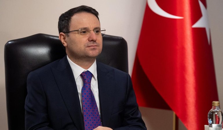 Adalet Bakanı Gürlek'ten sınava girecek adaylara başarı mesajı