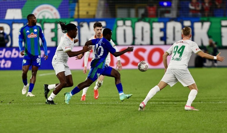 Alanyaspor Rize’den 3 puanla döndü
