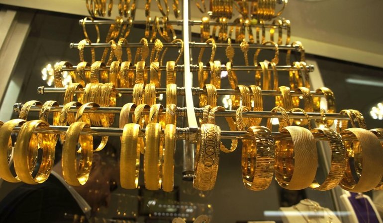 Altın fiyatı haftaya düşüşle başladı