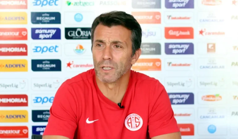 Antalyaspor, teknik direktör Bülent Korkmaz ile yollarını ayırdı