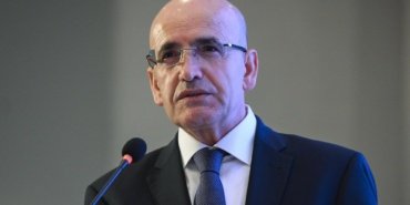 Bakan-Simsek-istifa-ettigi-iddialarini-yalandi-featured