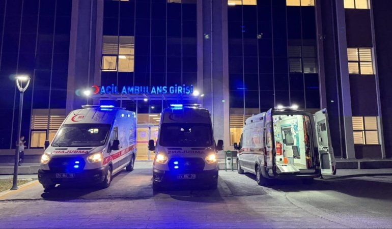Bartın'da fındık işçilerini taşıyan tarım aracı devrildi: 8 yaralı
