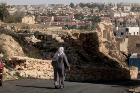 Beyt-Iksa-koyundeki-Filistinliler-isgalci-Israil-yuzunden-mahsur-kaldi-featured