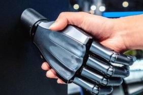 Botlarla-konustukca-robotlasiyoruz-Algoritmalar-iletisim-bicimimizi-yeniden-kodluyor-featured