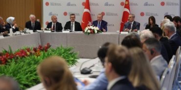 Cumhurbaskani-Erdogan-ABD039li-dusunce-kurulusu-temsilcileriyle-bir-araya-geldi-featured