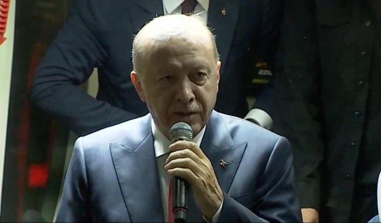 Cumhurbaşkanı Erdoğan, Güneysu'da hemşehrilerine seslendi