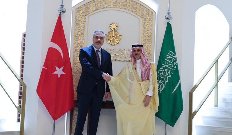 Dışişleri Bakanı Fidan, Suudi mevkidaşı Ferhan ile görüştü