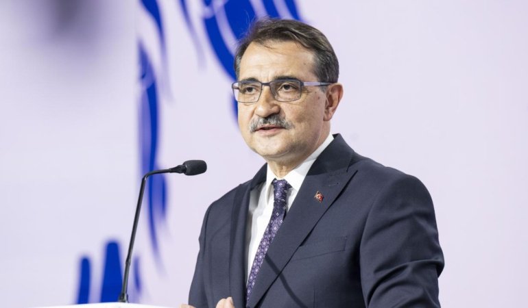 Dönmez'den yapay zeka mesajı: Türkiye direksiyonda olacak