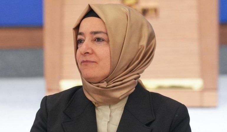 Fatma Betül Sayan Kaya'nın mal varlıklarının dondurulması istendi