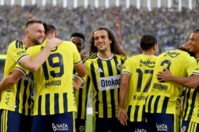 Fenerbahce-evinde-gol-oldu-yagdi-featured