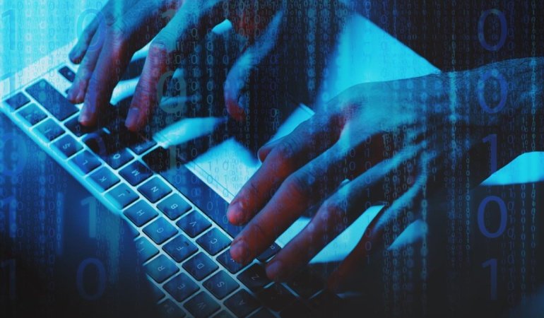Hollanda polisi FBI'ı hacklediğini iddia eden grubun şüpheli üyesini tutukladı