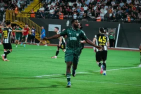 Iheanacho-durdurulamiyor-Gol-kralliginda-zirvede-featured