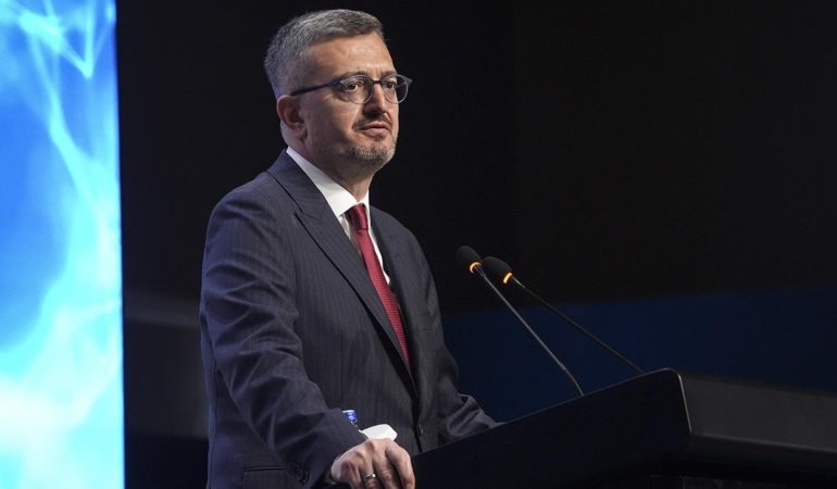 İletişim Başkanı Duran'dan Vedat Bilgin'in annesi için başsağlığı mesajı