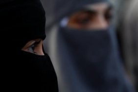 Italya039da-hukumet-yabanci-ogrenci-sayisini-sinirlayan-ve-burka-yasagi-getiren-duzenlemeyi-onayladi-featured