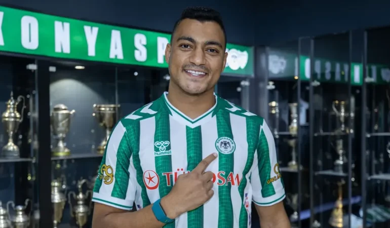 Konyaspor’dan ses getiren transfer! Mostafa Mohamed imzayı attı