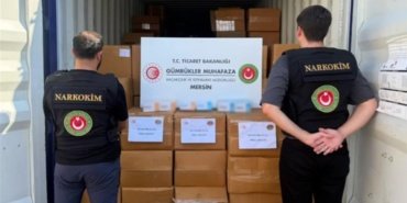 Mersin039de-recetesiz-satilmasi-yasak-olan-17-ton-ilac-ele-gecirildi-featured