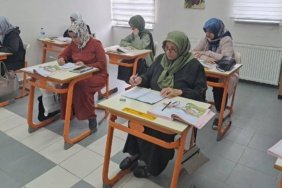 Okuryazarlik-Seferberligi-471-bin-kadini-okuryazar-yapti-featured