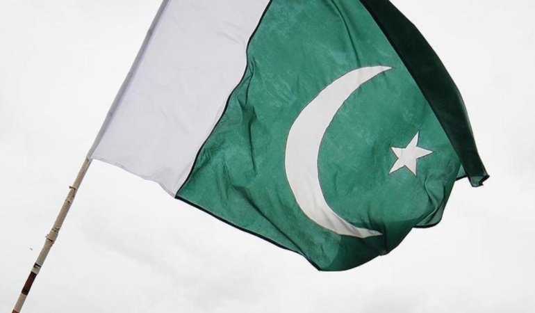 Pakistan, Afganistan'da 10 noktaya hava saldırısı düzenlediğini duyurdu