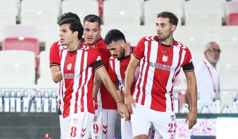 Sivasspor, evinde Mardin 1969 Spor'u ağırlıyor