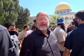 Soykirimci-Israil039in-asiri-sagci-bakani-BenGvir-polis-korumasinda-Mescidi-Aksa039ya-baskin-duzenledi-featured