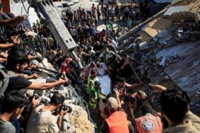 Soykirimci-Israil039in-ateskesten-bu-yana-Gazze039ye-duzenledigi-saldirilarda-olenlerin-sayisi-1400039u-gecti-featured