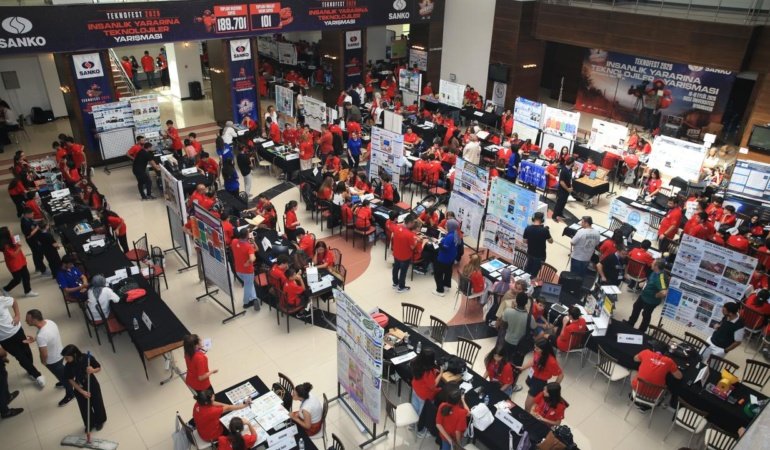 TEKNOFEST 2026 yarışmaları Diyarbakır'da devam ediyor