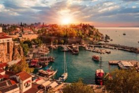 Turkiye039nin-dunya-turizminden-aldigi-pay-artirilacak-featured