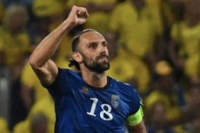 Vedat-Muriqi-sahneye-cikti-Kosova-son-dakikalarda-guldu-featured