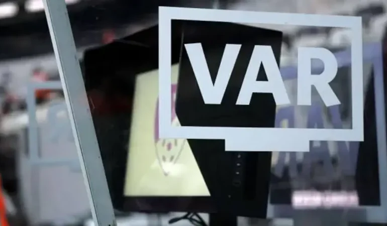 11 Ekim 2026 VAR kayıtları olay oldu! Üç büyükler maçlarında neler konuşuldu?