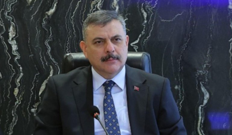 Bakan Çiftçi'den kısmen çöken binada hayatını kaybedenler için taziye mesajı