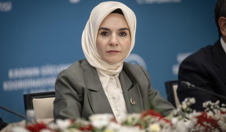 Bakan Göktaş'tan Yeni Parti'li Özlale'ye istifa çağrısı
