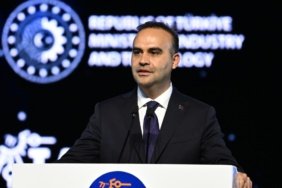 Bakan-Kacir039dan-Antalya039daki-Uzay-Kongresi039ne-davet-Uzaya-ilgi-duyanlari-bekleriz-featured