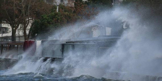 Bati-Karadeniz-ve-Marmara-denizleri-icin-firtina-uyarisi-featured