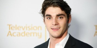 Breaking-Bad-dizisinin-yildizi-RJ-Mitte-34-yasinda-hayatini-kaybetti-featured