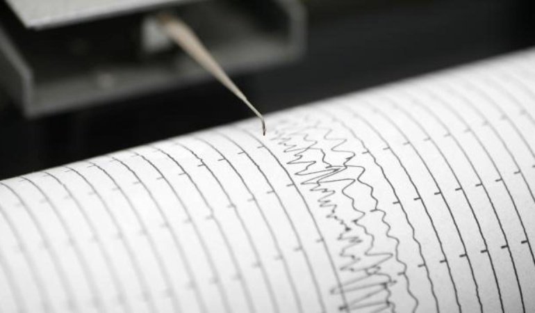 Ege Denizi'nde 4,1 büyüklüğünde deprem