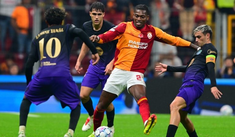Galatasaray, Barcelona'ya mağlup oldu