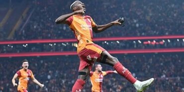Galatasarayda-Osimhenin-sahalara-donus-sureci-hizlandi-featured