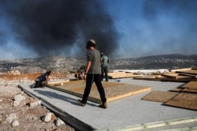 Isgalci-Israilliler-Bati-Seriada-evini-kusattiklari-Filistinli-cifti-yaraladi-featured