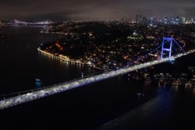 Istanbul-Bogazi039nda-gemi-trafigi-askiya-alindi-featured