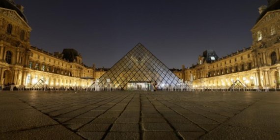 Louvre-Muzesi-onarilmazsa-kapilarini-halka-kapatmak-zorunda-kalacak-uyarisi-featured